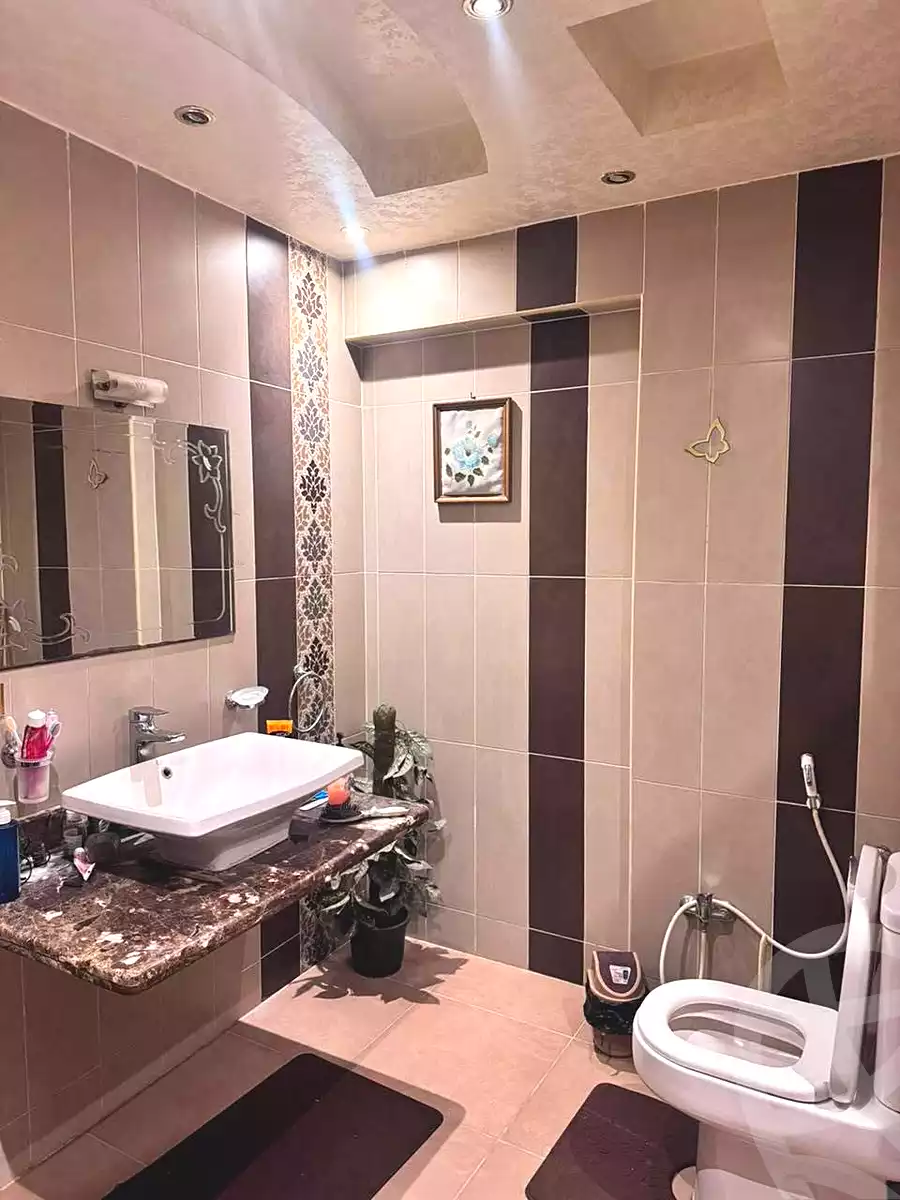 https://aqarmap.com.eg/en/listing/7243075-for-rent-cairo-helwan-helwan-el-sharkeya-borhan-st