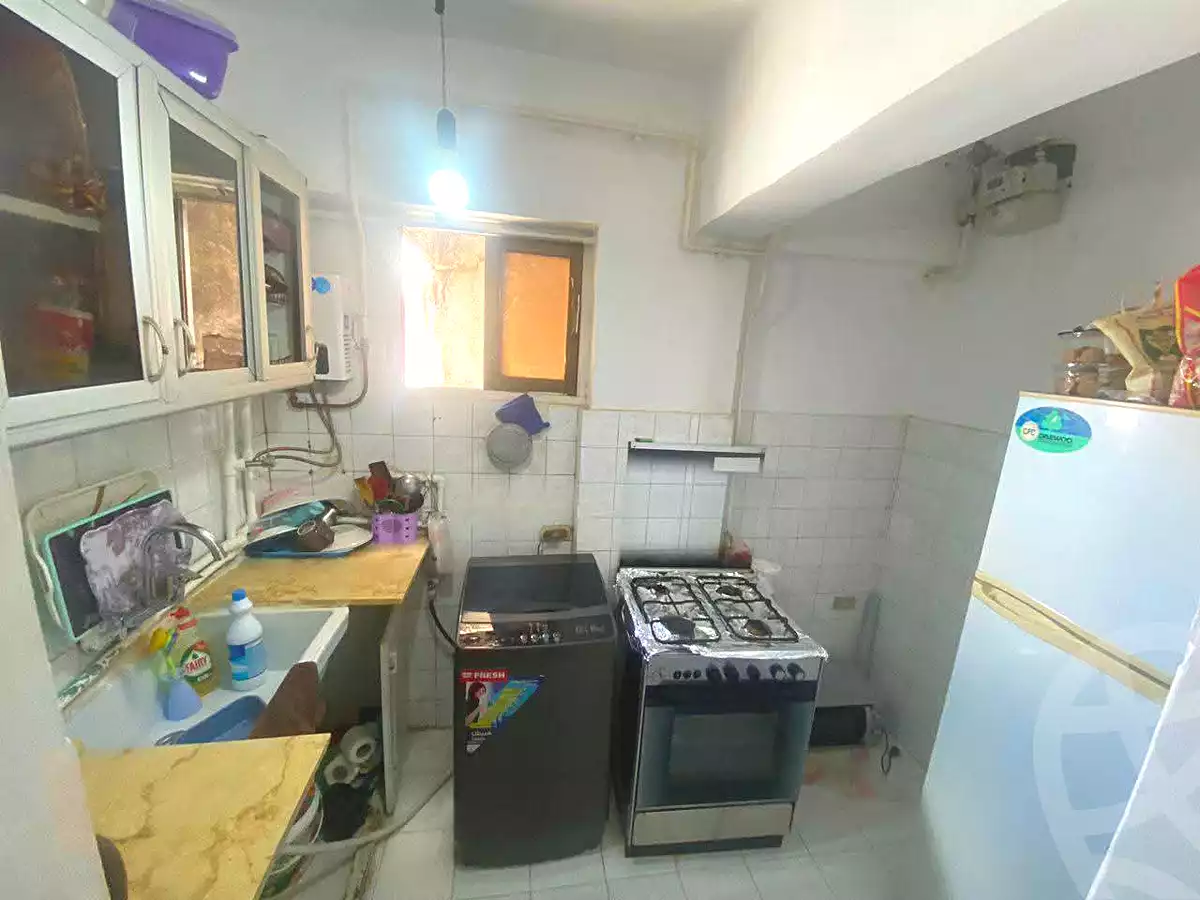 https://aqarmap.com.eg/ar/listing/7243114-for-rent-alexandria-l-zryt-champollion-st