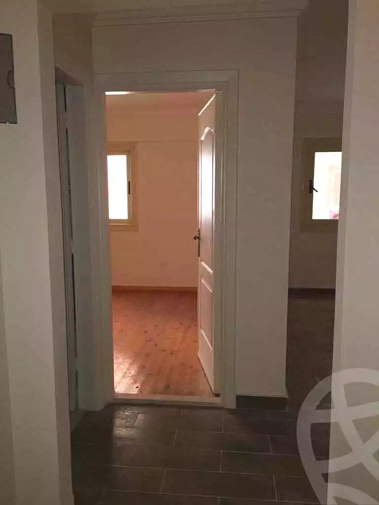 https://aqarmap.com.eg/en/listing/7243546-for-rent-alexandria-kafr-abdo-sant-giyn-st