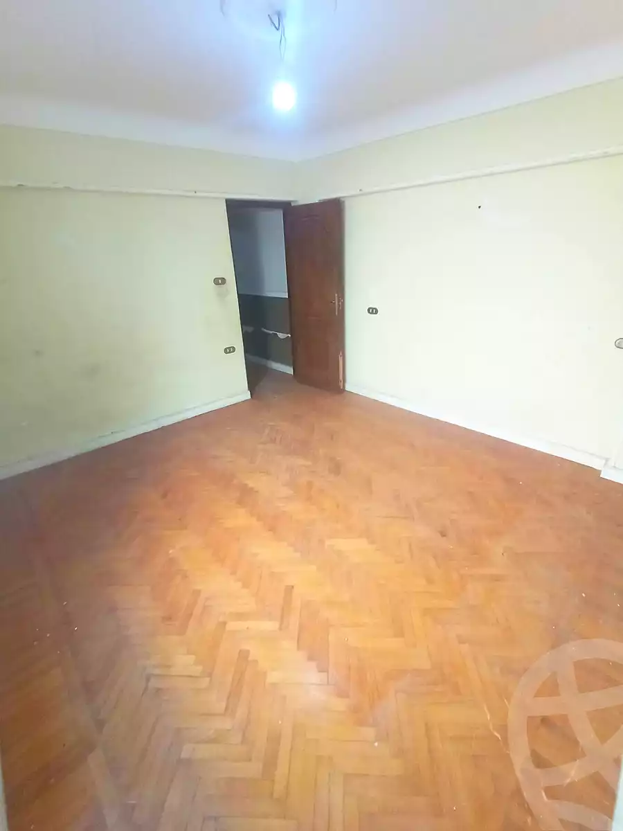 https://aqarmap.com.eg/en/listing/7243823-for-sale-alexandria-al-agamy-lbytsh-ain-shams-st