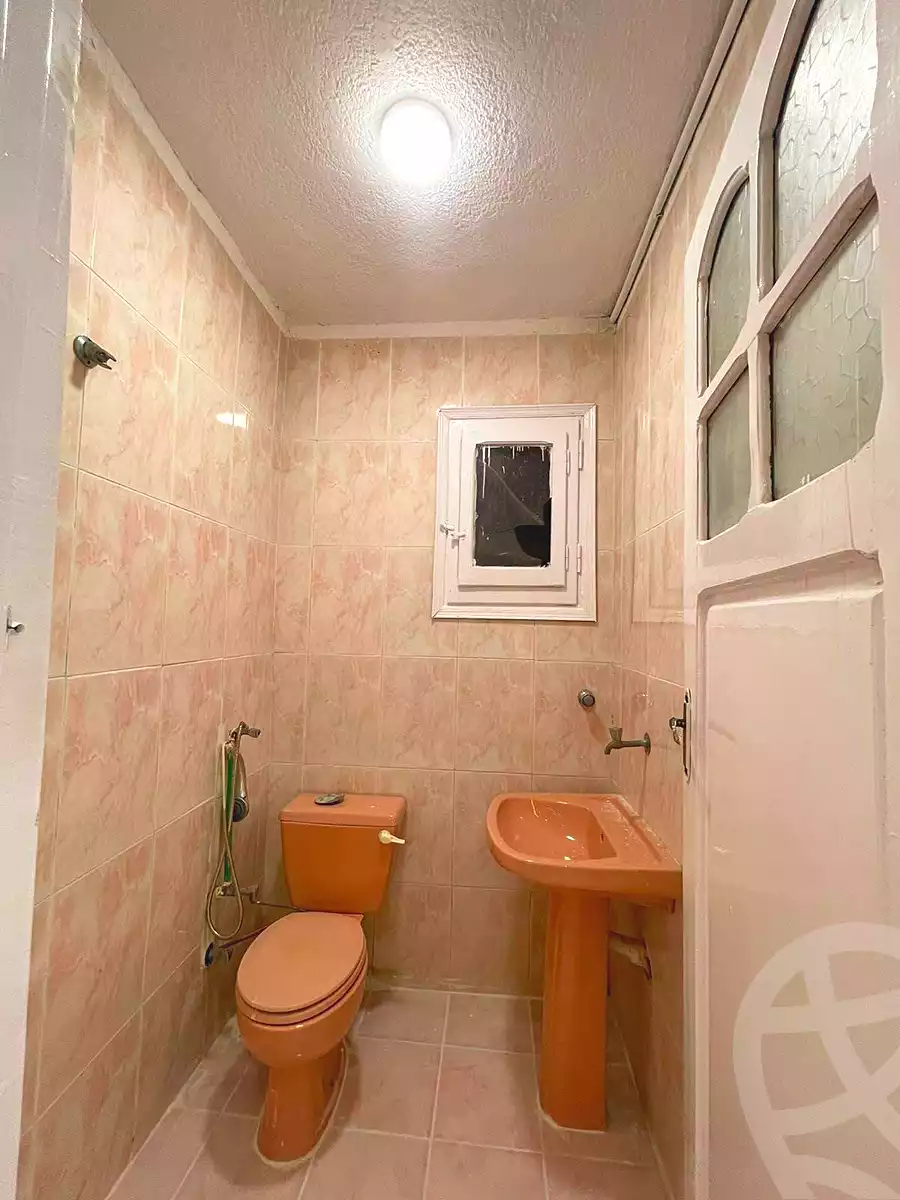 https://aqarmap.com.eg/ar/listing/7244027-for-sale-alexandria-al-agamy-shataa-el-nakheel