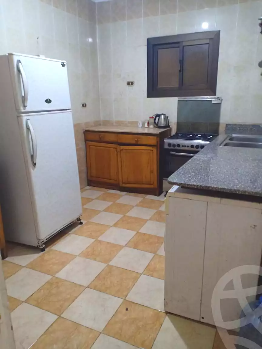https://aqarmap.com.eg/ar/listing/7244039-for-rent-cairo-6th-of-october-el-ahyaa-neighborhood-2nd-divided-from-al-kafrawei-st