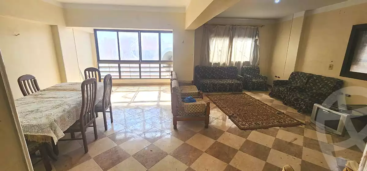 https://aqarmap.com.eg/ar/listing/7244039-for-rent-cairo-6th-of-october-el-ahyaa-neighborhood-2nd-divided-from-al-kafrawei-st