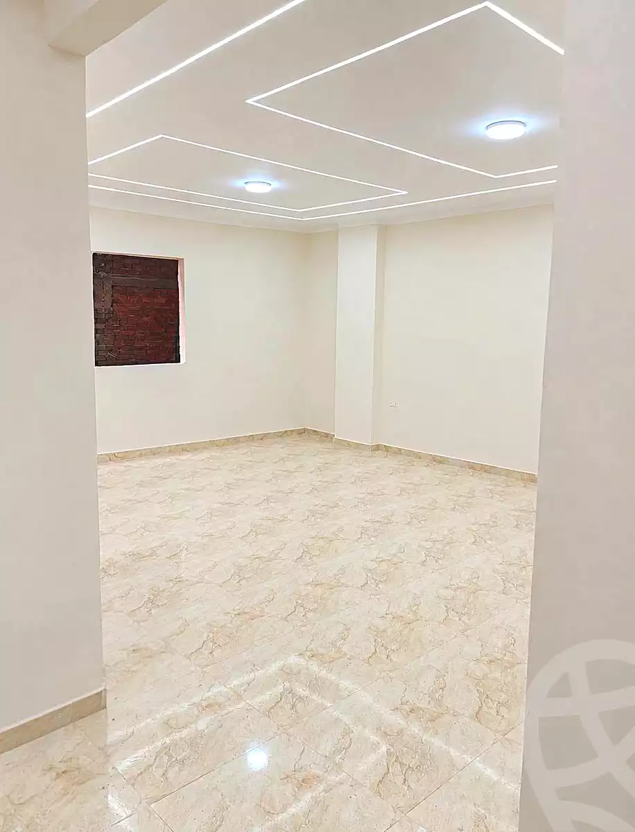https://aqarmap.com.eg/ar/listing/7244173-for-sale-cairo-helwan-hadayek-helwan-el-khashab-canal