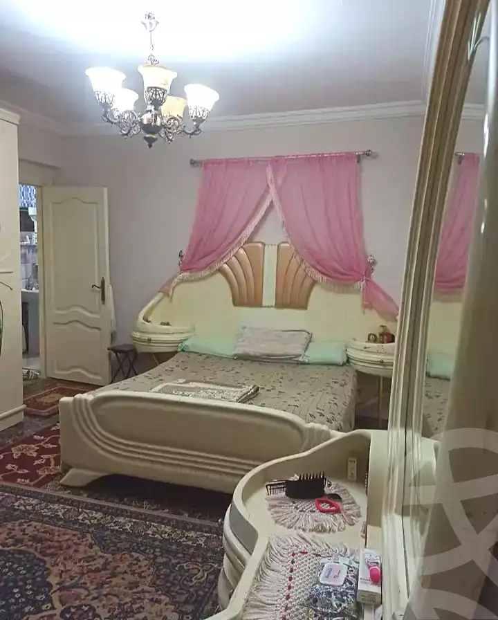 https://aqarmap.com.eg/ar/listing/7244530-for-sale-alexandria-al-agamy-el-hanouvel-yathreb-st