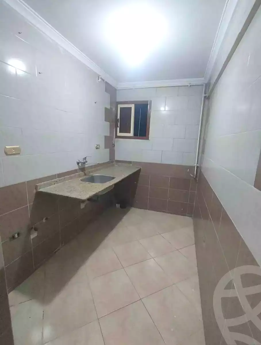 https://aqarmap.com.eg/ar/listing/7244905-for-sale-alexandria-new-miami-eskot