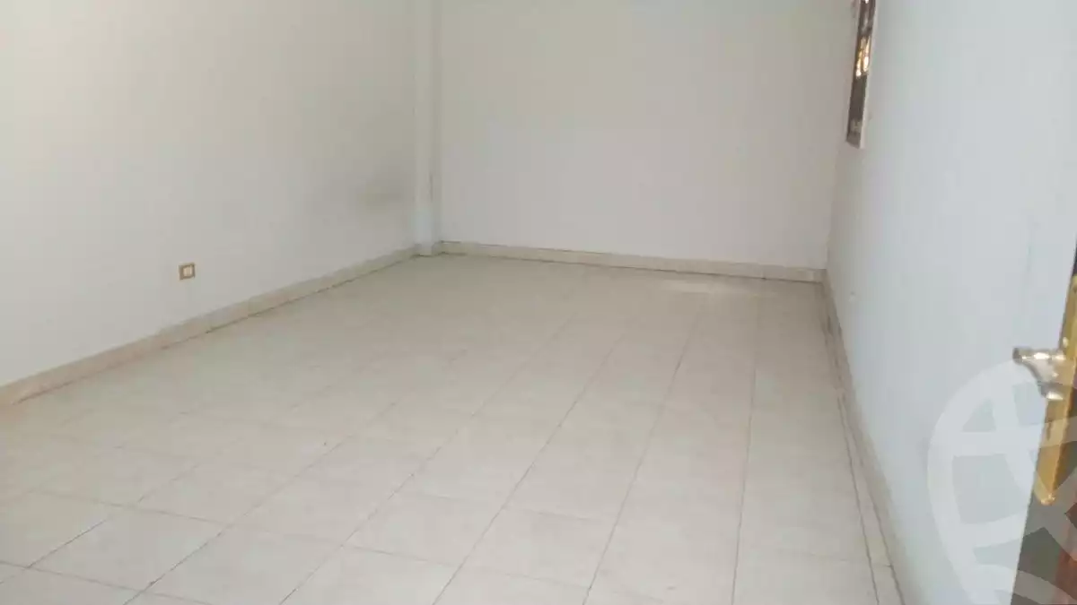 https://aqarmap.com.eg/ar/listing/7245040-for-sale-cairo-helwan-helwan-el-sharkeya-el-maraghi-st