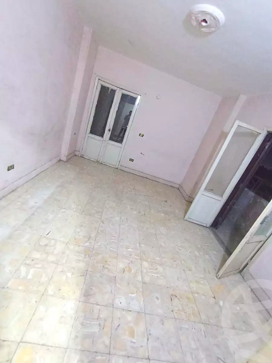 https://aqarmap.com.eg/ar/listing/7245127-for-sale-cairo-helwan-mnshy-yn-hlwn-rael-st