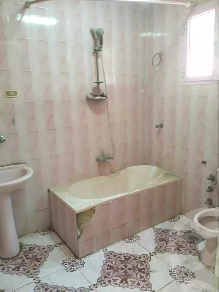https://aqarmap.com.eg/ar/listing/7245282-for-rent-alexandria-lsywf-el-falki