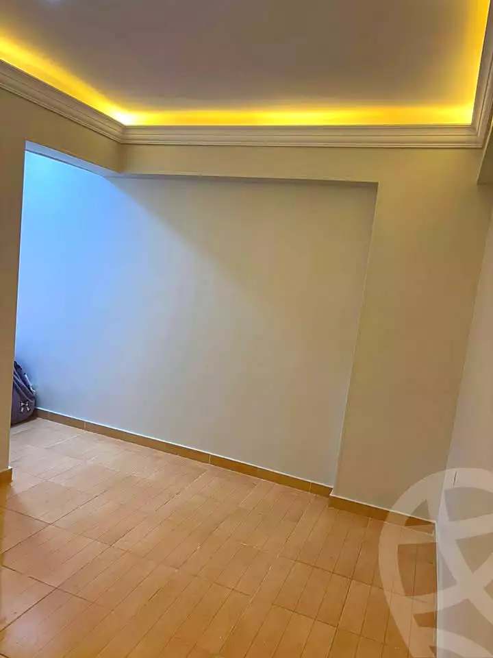 https://aqarmap.com.eg/ar/listing/7245393-for-sale-alexandria-miami