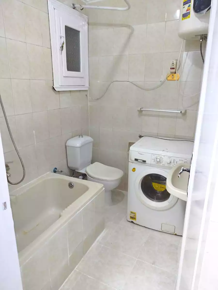 https://aqarmap.com.eg/ar/listing/7245404-for-sale-alexandria-al-agamy-shataa-el-nakheel