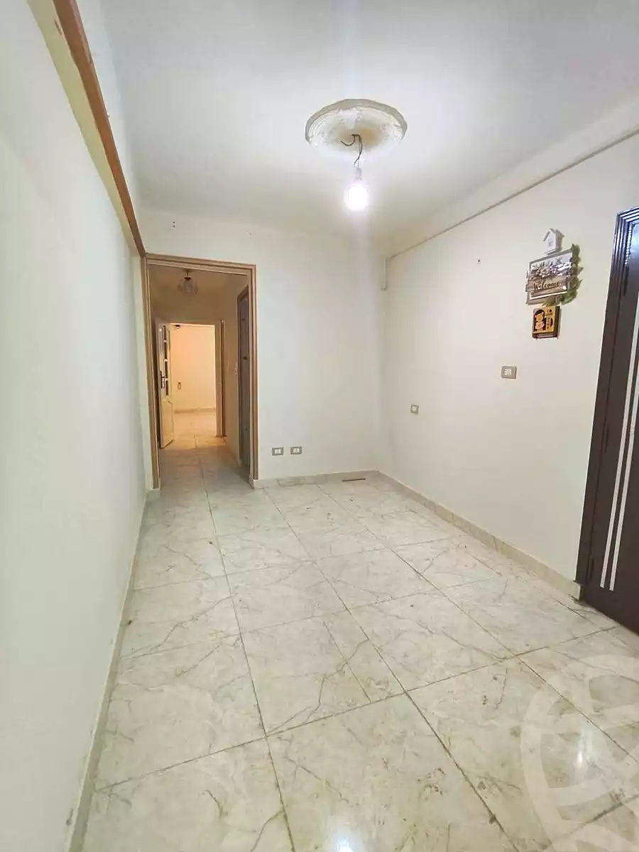 https://aqarmap.com.eg/en/listing/7245691-for-sale-alexandria-lsywf-el-falki