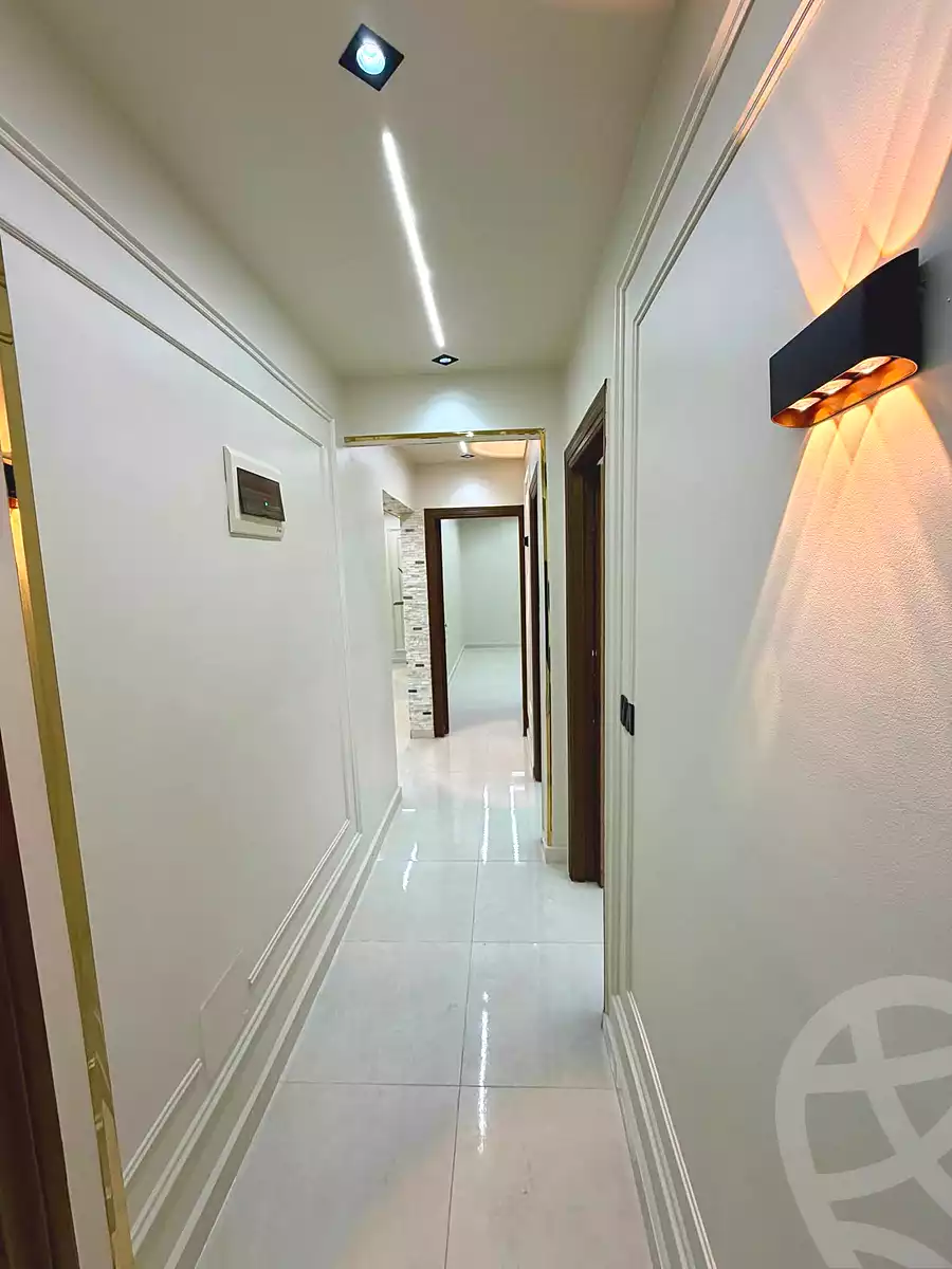 https://aqarmap.com.eg/ar/listing/7246758-for-sale-alexandria-miami-mahmoud-el-isawy-st