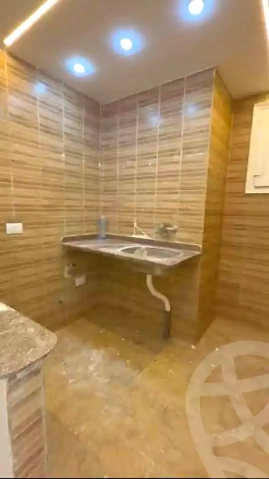 https://aqarmap.com.eg/en/listing/7246858-for-sale-alexandria-el-asafra-shr-mlk-hfny