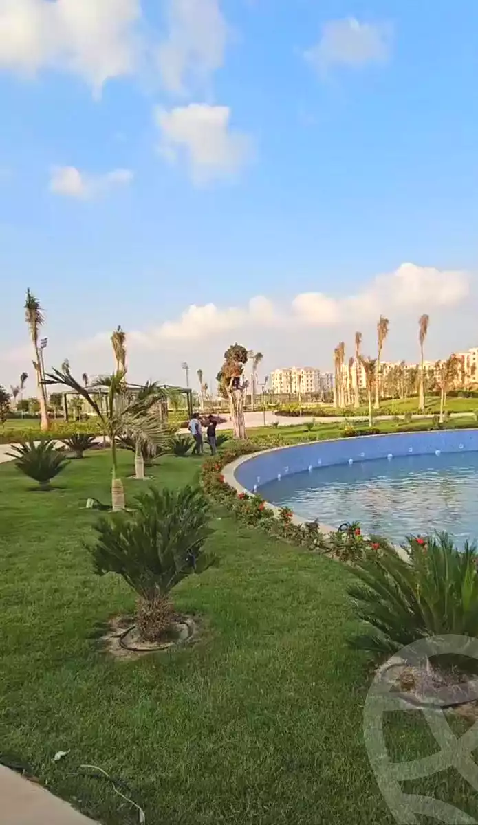 https://aqarmap.com.eg/en/listing/7247131-for-sale-cairo-new-administrative-capital-r7-celia-mntq-l-mrt-1