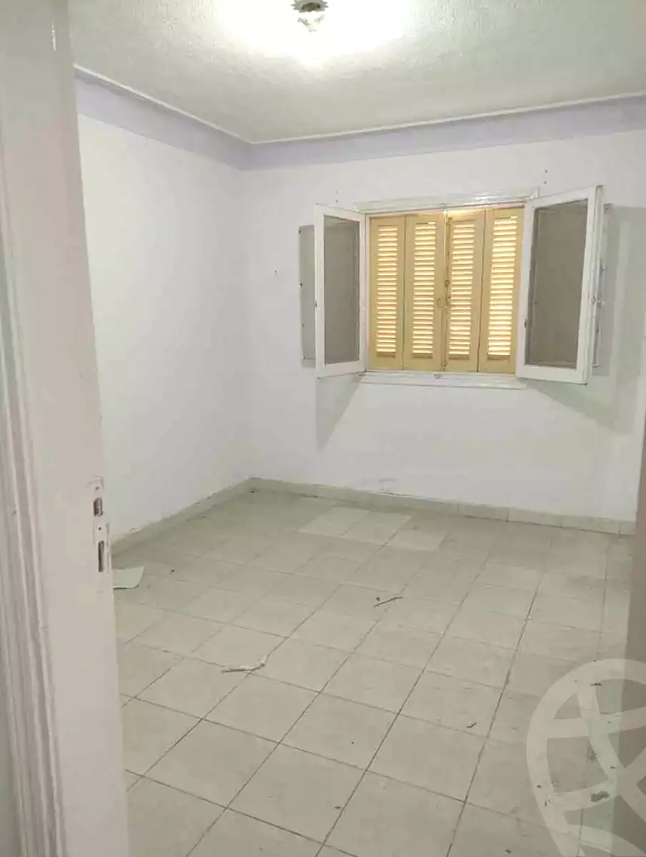 https://aqarmap.com.eg/ar/listing/7246975-for-sale-alexandria-al-agamy-shataa-el-nakheel