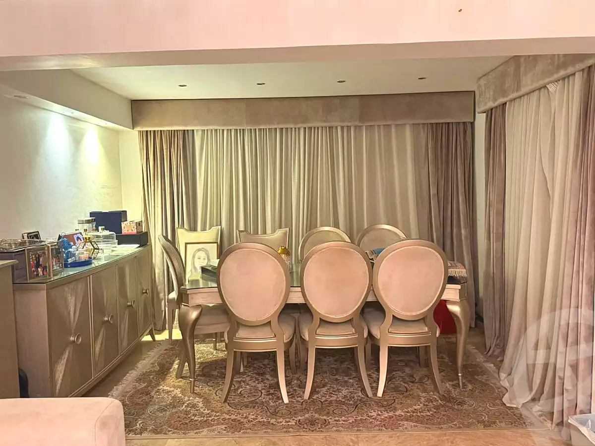 https://aqarmap.com.eg/ar/listing/7247271-for-sale-cairo-el-sheikh-zayed-city-mntq-fr-y-bmdyn-lshykh-zyd