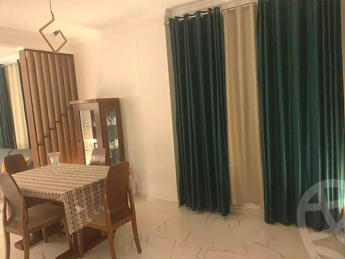 https://aqarmap.com.eg/ar/listing/7247274-for-sale-cairo-el-sheikh-zayed-city-el-hay-elsabeaa