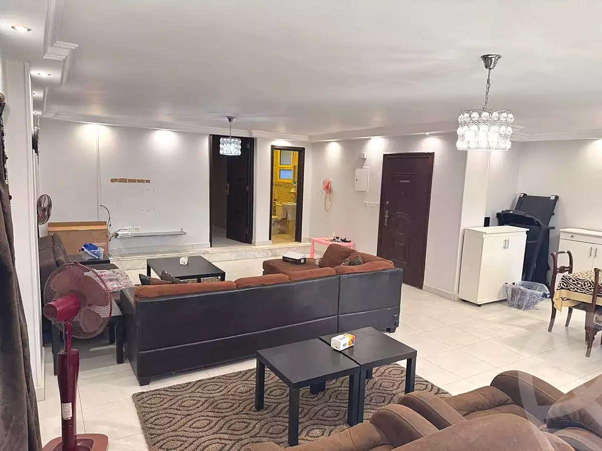 https://aqarmap.com.eg/en/listing/7247315-for-sale-cairo-el-sheikh-zayed-city-el-hay-elsabeaa
