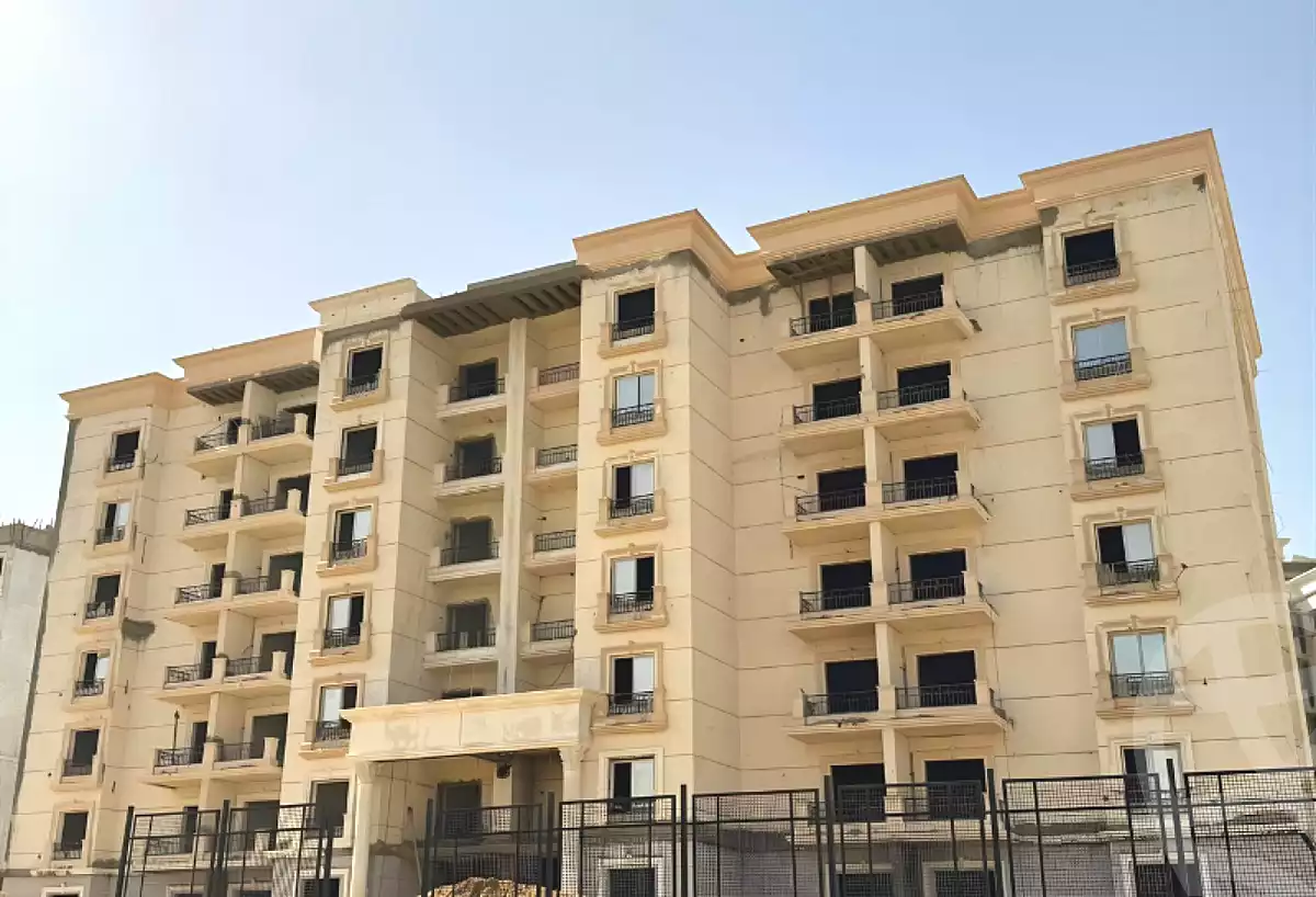 https://aqarmap.com.eg/ar/listing/7247350-for-sale-cairo-el-shorouk-compounds-mayan-compound-stm