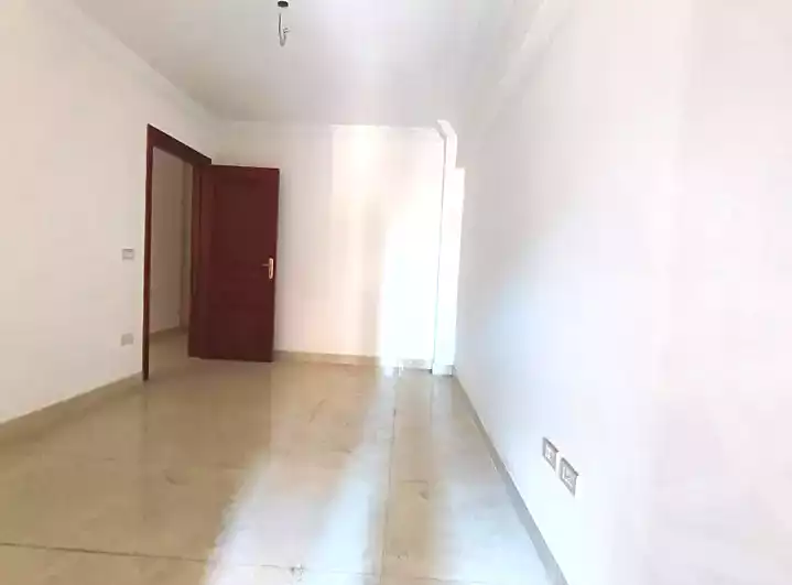 https://aqarmap.com.eg/ar/listing/7248730-for-rent-alexandria-l-zryt