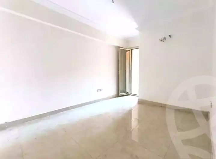 https://aqarmap.com.eg/ar/listing/7248730-for-rent-alexandria-l-zryt