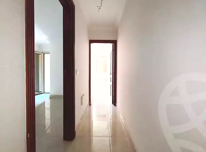 https://aqarmap.com.eg/ar/listing/7248730-for-rent-alexandria-l-zryt