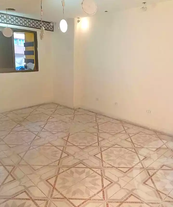 https://aqarmap.com.eg/ar/listing/7248795-for-rent-alexandria-miami-shr-jml-bd-lnsr
