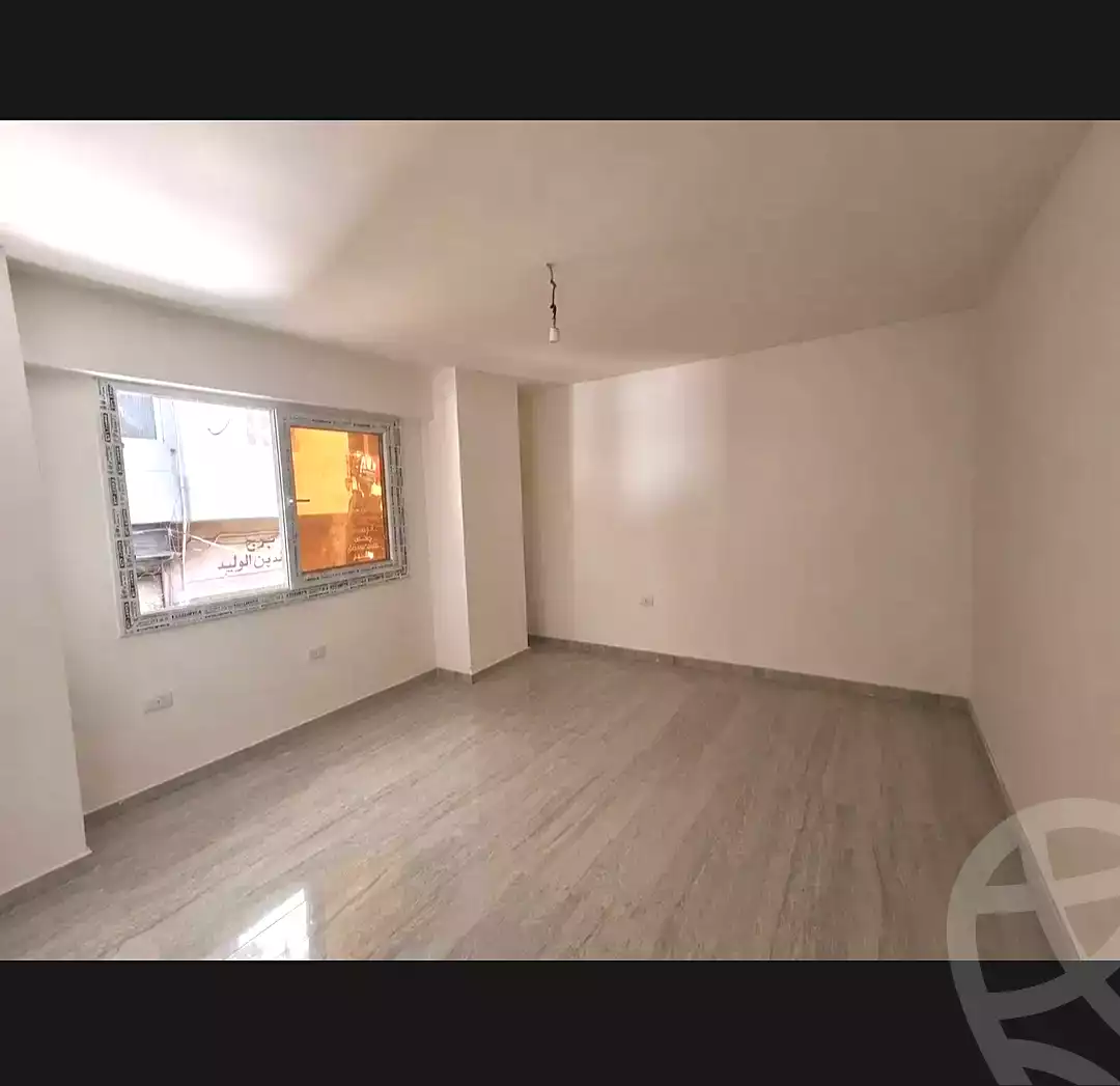 https://aqarmap.com.eg/ar/listing/7245543-for-sale-alexandria-sydy-bshr-sydy-bshr-bhry-shr-khld-bn-lwlyd