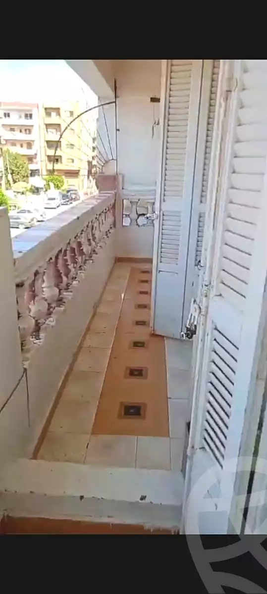 https://aqarmap.com.eg/en/listing/7249048-for-rent-cairo-6th-of-october-el-ahyaa-neighborhood-4th