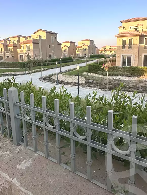 https://aqarmap.com.eg/ar/listing/7249110-for-sale-cairo-new-administrative-capital-r4-la-vista-city