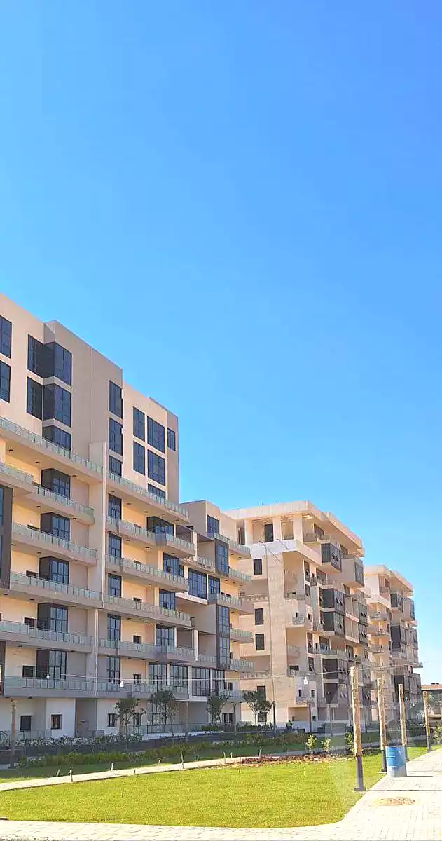 https://aqarmap.com.eg/ar/listing/7249292-for-sale-cairo-new-administrative-capital-r3-jade-park-compound-city-edge