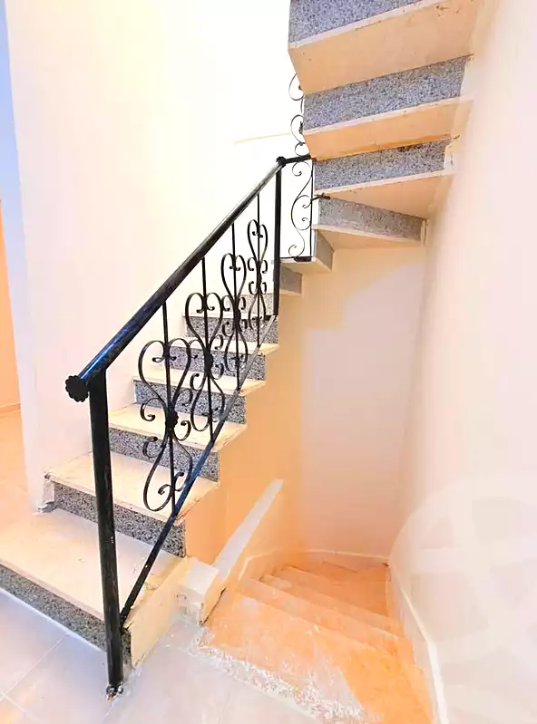 https://aqarmap.com.eg/ar/listing/7249347-for-sale-alexandria-al-agamy-shataa-el-nakheel
