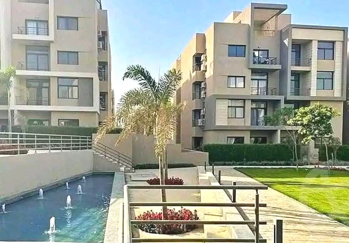 https://aqarmap.com.eg/en/listing/7249346-for-sale-cairo-new-cairo-compounds-fifth-square