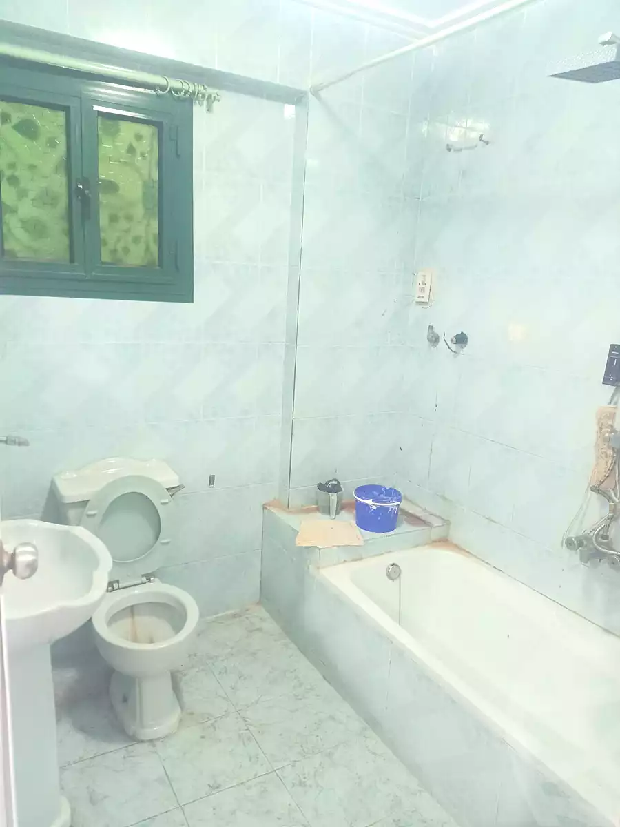 https://aqarmap.com.eg/ar/listing/7249479-for-rent-alexandria-al-agamy-lbytsh-el-bostan-st