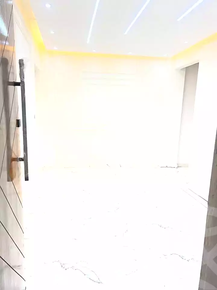 https://aqarmap.com.eg/ar/listing/7249499-for-sale-alexandria-sydy-bshr-sydy-bshr-qbly