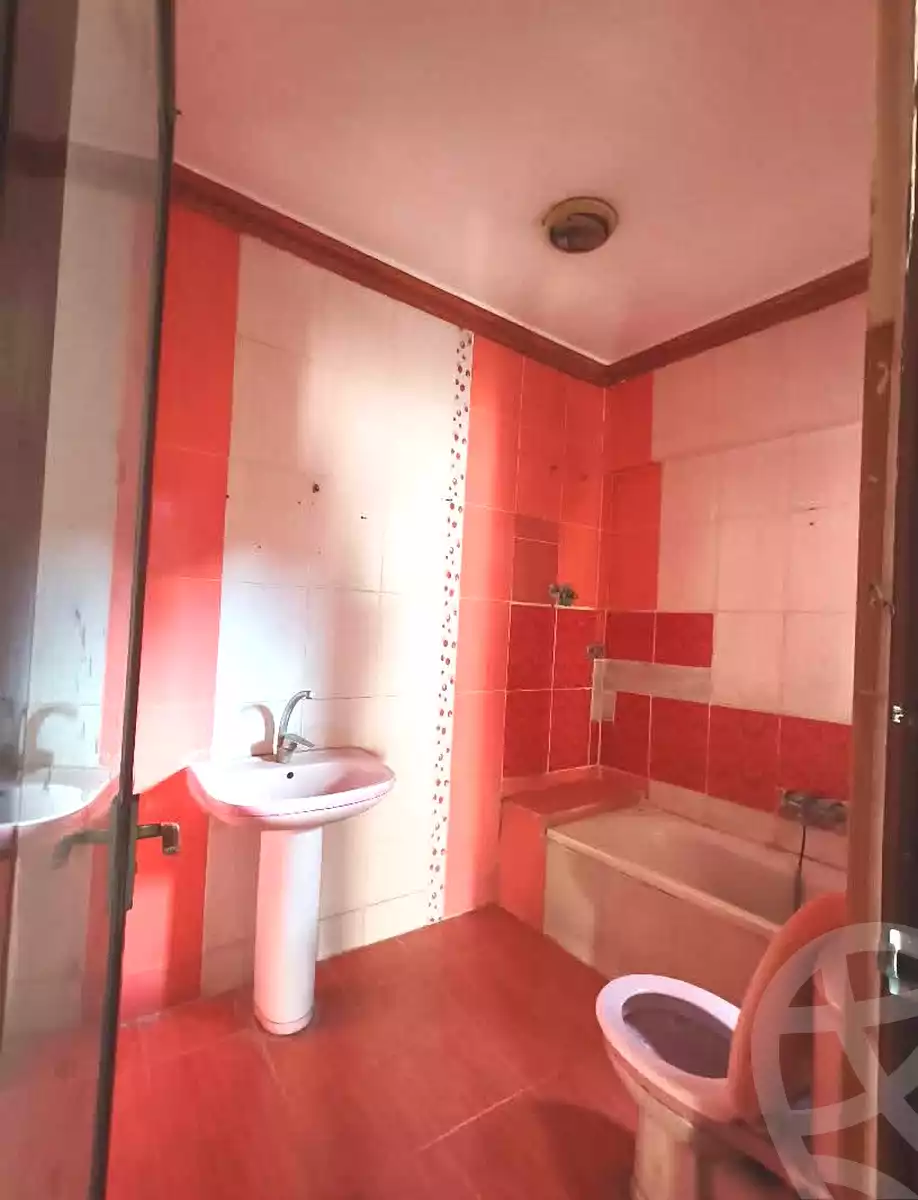 https://aqarmap.com.eg/ar/listing/7249553-for-sale-alexandria-fyktwry-shr-jml-bd-lnsr