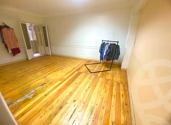 https://aqarmap.com.eg/ar/listing/7249585-for-rent-alexandria-bolekly
