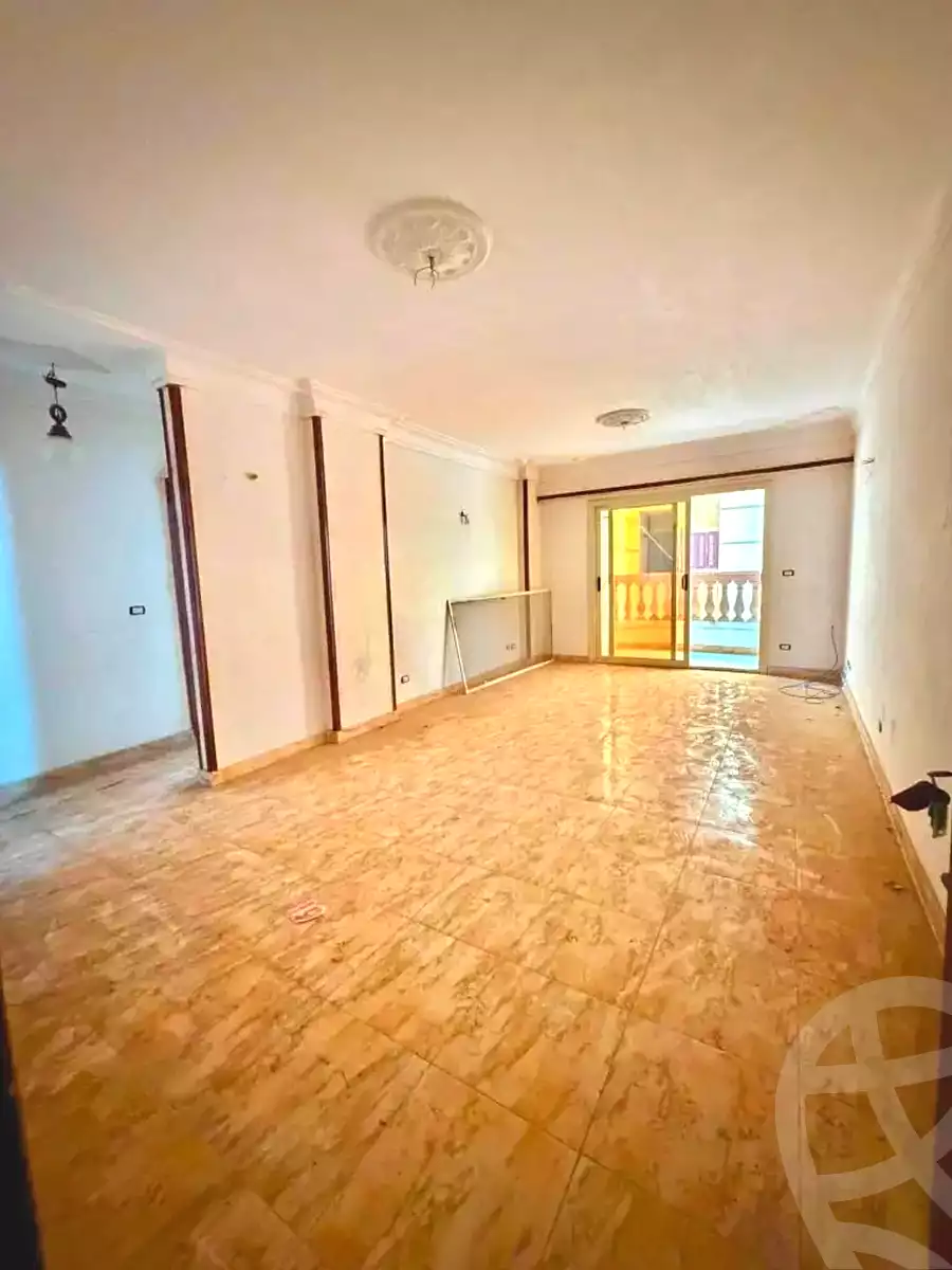 https://aqarmap.com.eg/ar/listing/7249852-for-sale-alexandria-al-agamy-lbytsh-shahr-al-assal-st