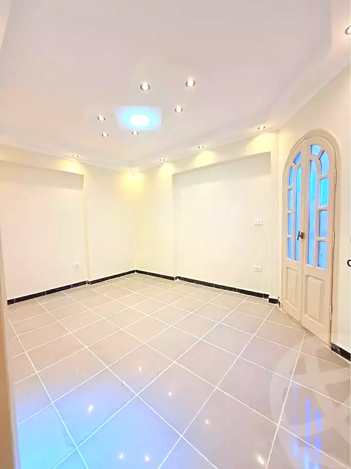 https://aqarmap.com.eg/en/listing/7250069-for-sale-alexandria-al-agamy-shataa-el-nakheel