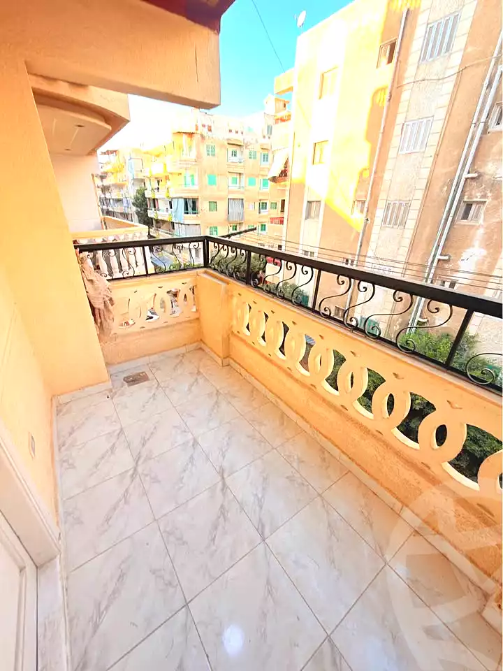https://aqarmap.com.eg/ar/listing/7250086-for-sale-alexandria-al-agamy-shataa-el-nakheel