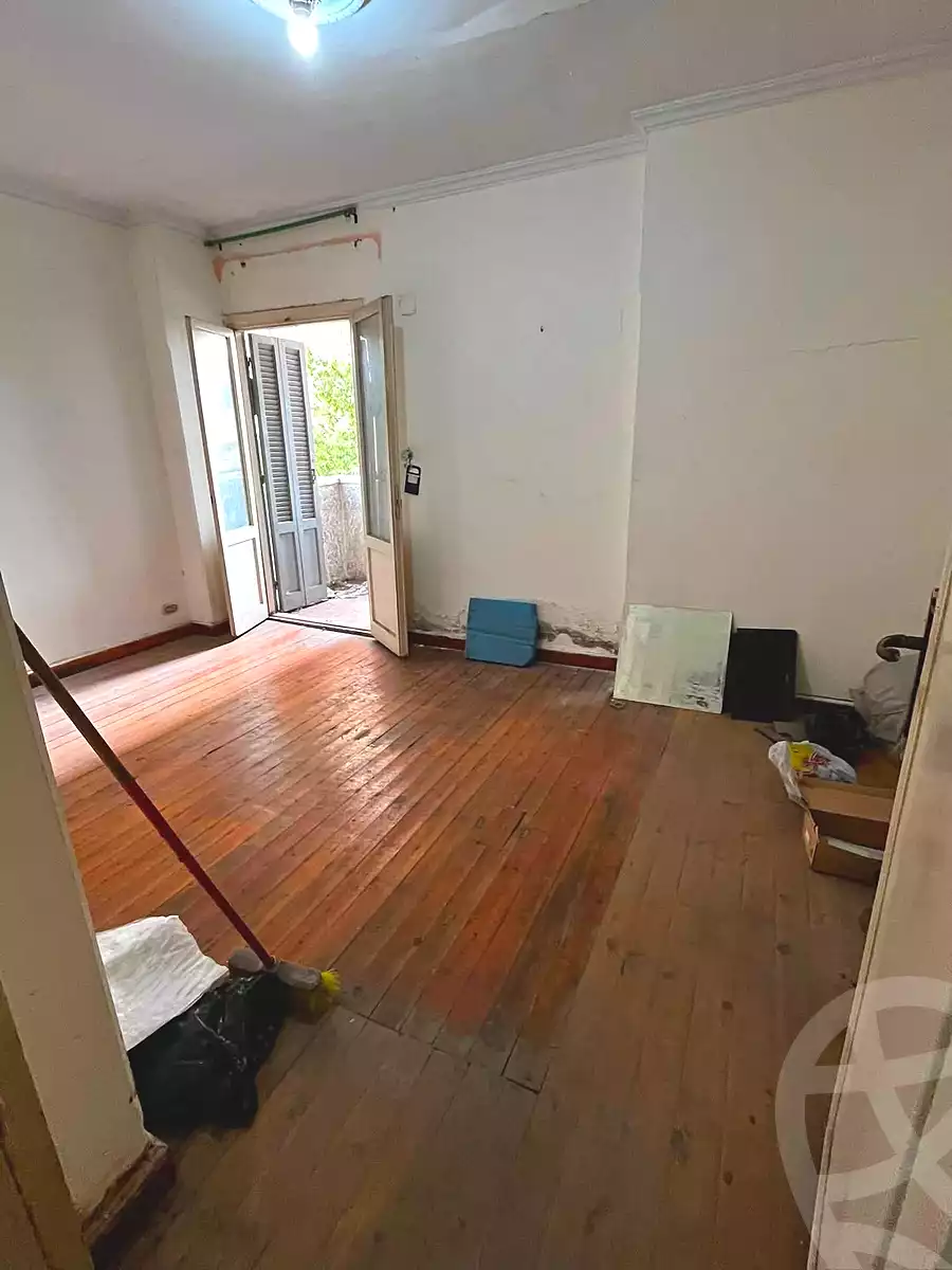 https://aqarmap.com.eg/en/listing/7250210-for-sale-alexandria-moharram-bey-tryq-qn-lswys