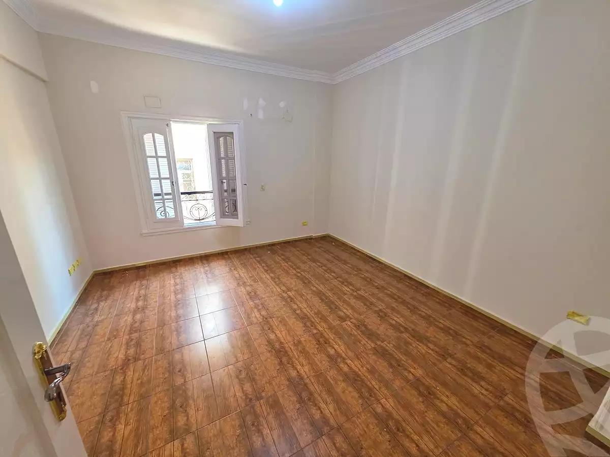 https://aqarmap.com.eg/ar/listing/7250482-for-rent-cairo-new-cairo-el-banafsg-el-banafsag-omarat-al-gabri-st