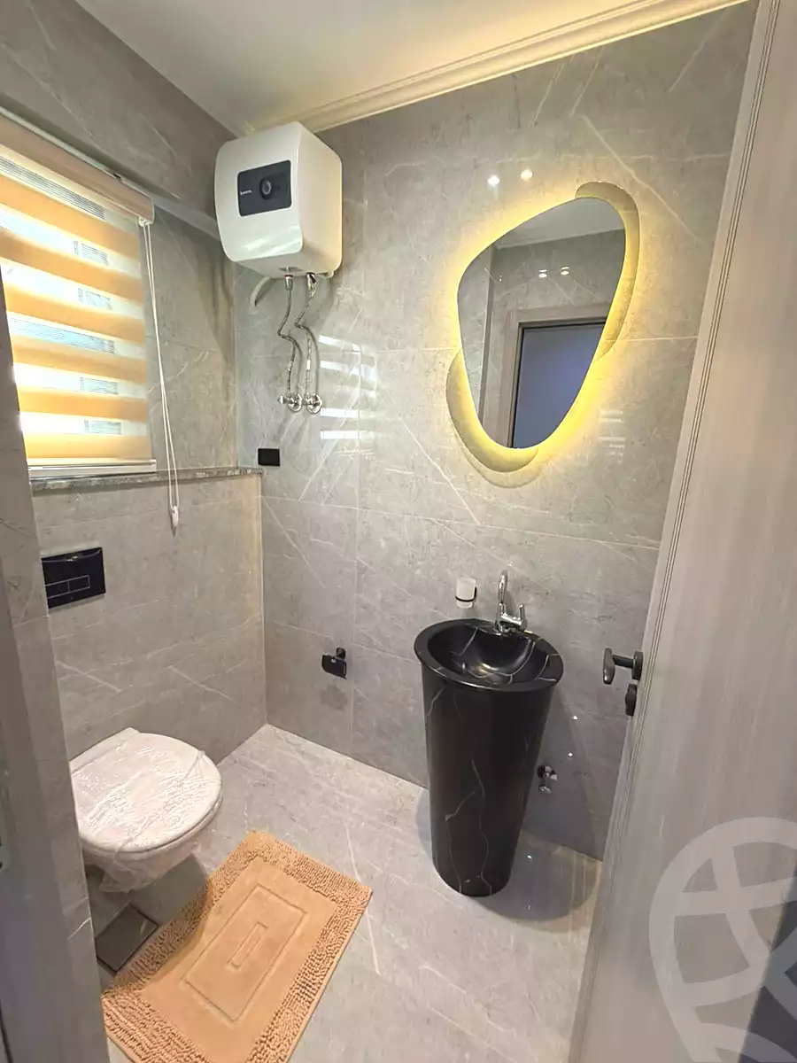 https://aqarmap.com.eg/en/listing/7250701-for-sale-cairo-new-cairo-compounds-mwrd-fq-llttwyr