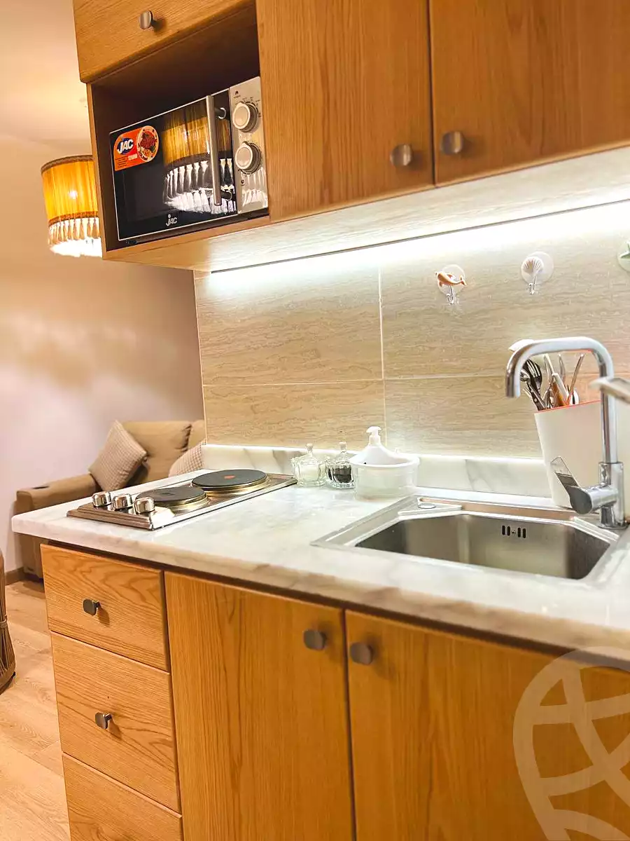 https://aqarmap.com.eg/ar/listing/7250774-for-rent-cairo-el-sheikh-zayed-city-el-hay-elasher-street-100