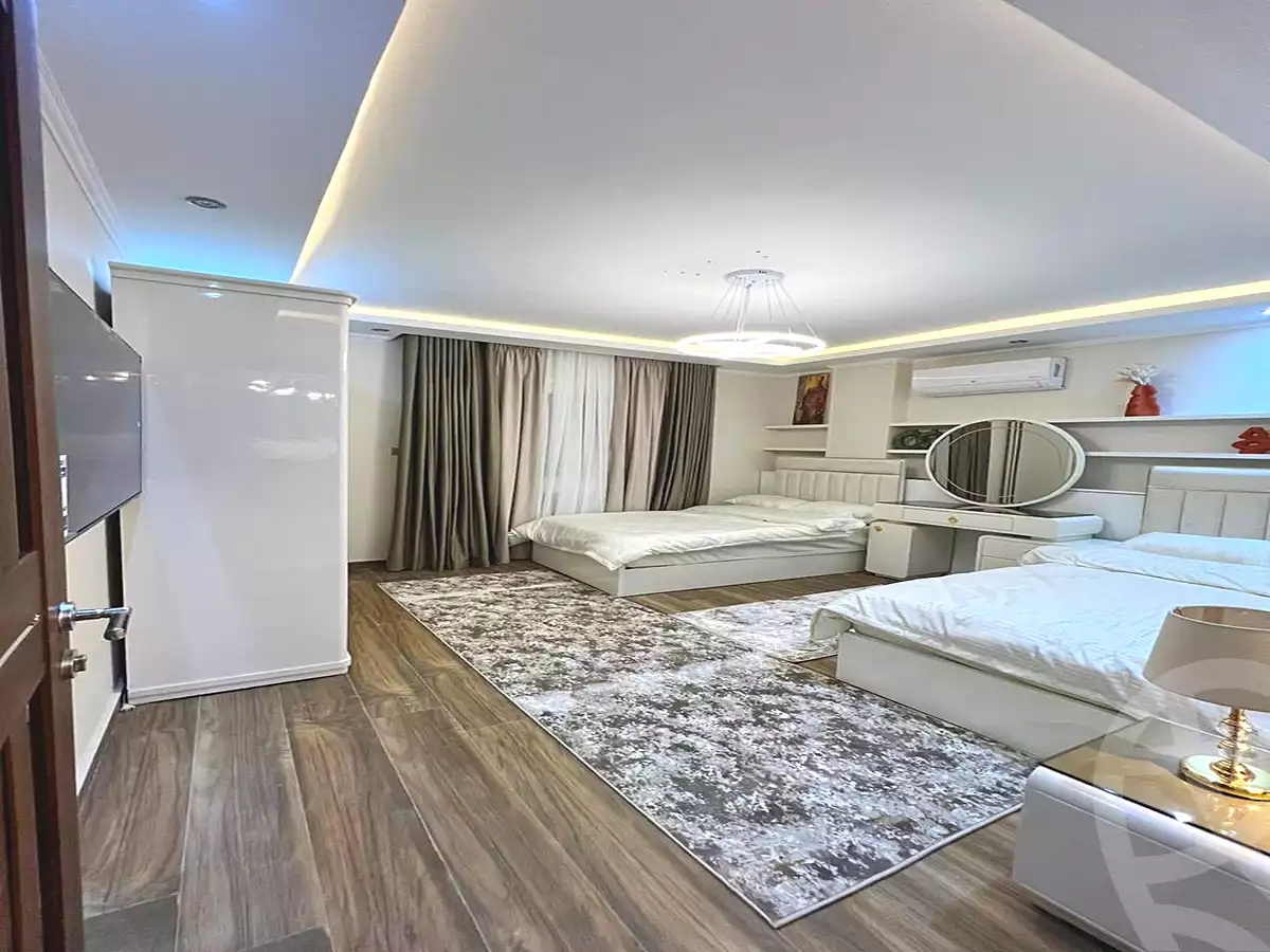 https://aqarmap.com.eg/ar/listing/7250795-for-sale-cairo-new-cairo-compounds-mwrd-fq-llttwyr