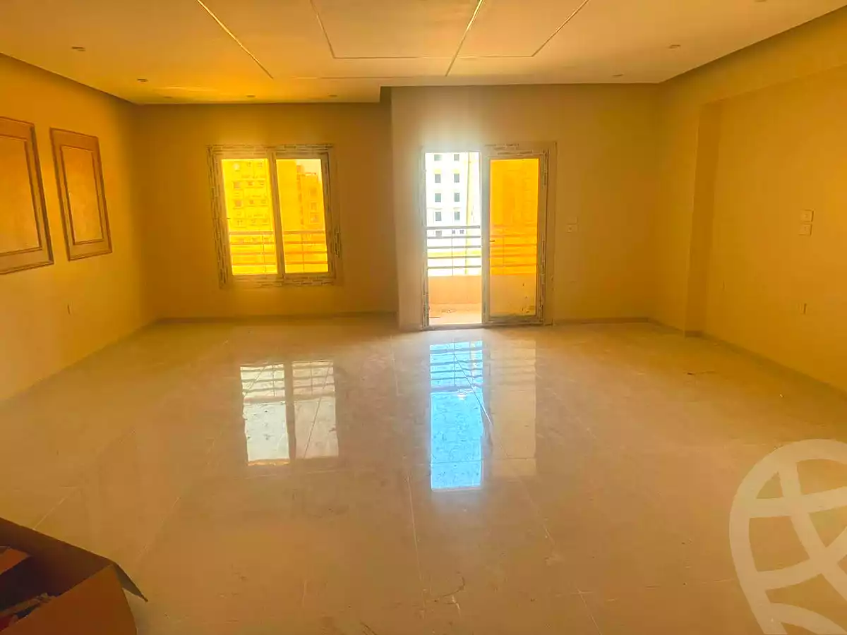 https://aqarmap.com.eg/ar/listing/7250886-for-rent-cairo-6th-of-october-el-tawsaat-el-shamalya-hy-2000-qt