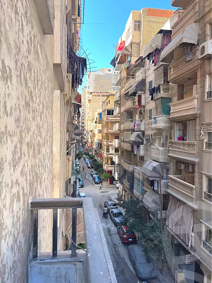 https://aqarmap.com.eg/ar/listing/7251008-for-rent-alexandria-el-asafra-shr-mlk-hfny