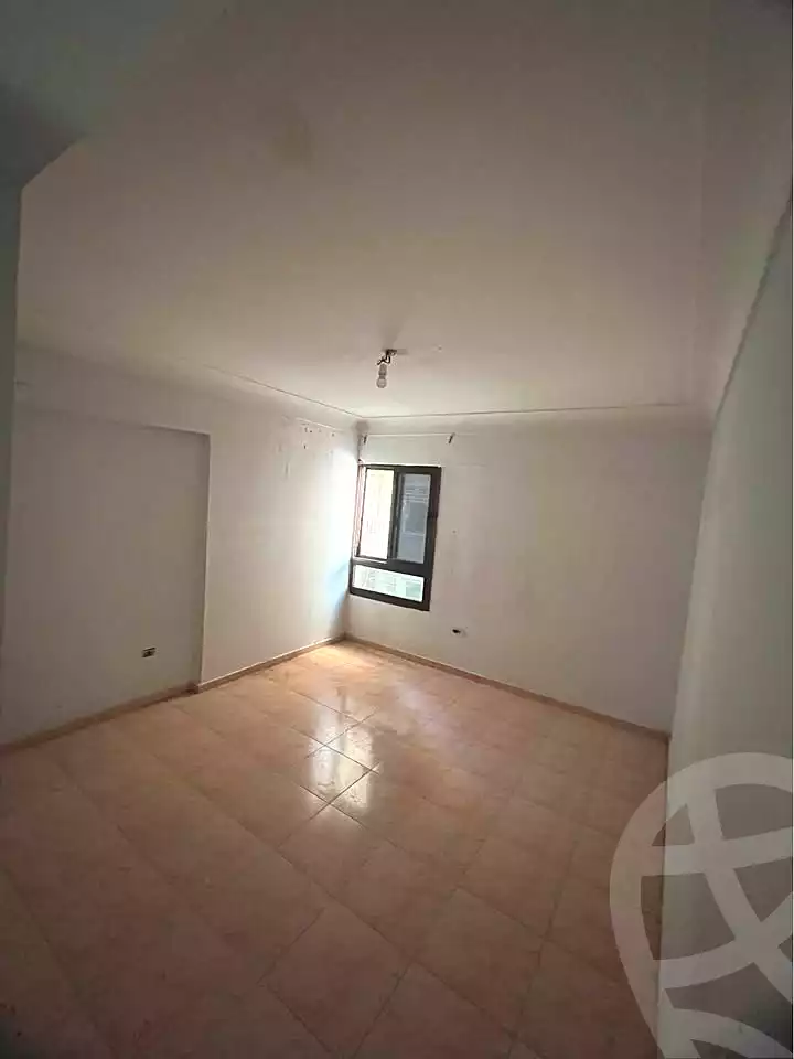 https://aqarmap.com.eg/ar/listing/7251008-for-rent-alexandria-el-asafra-shr-mlk-hfny