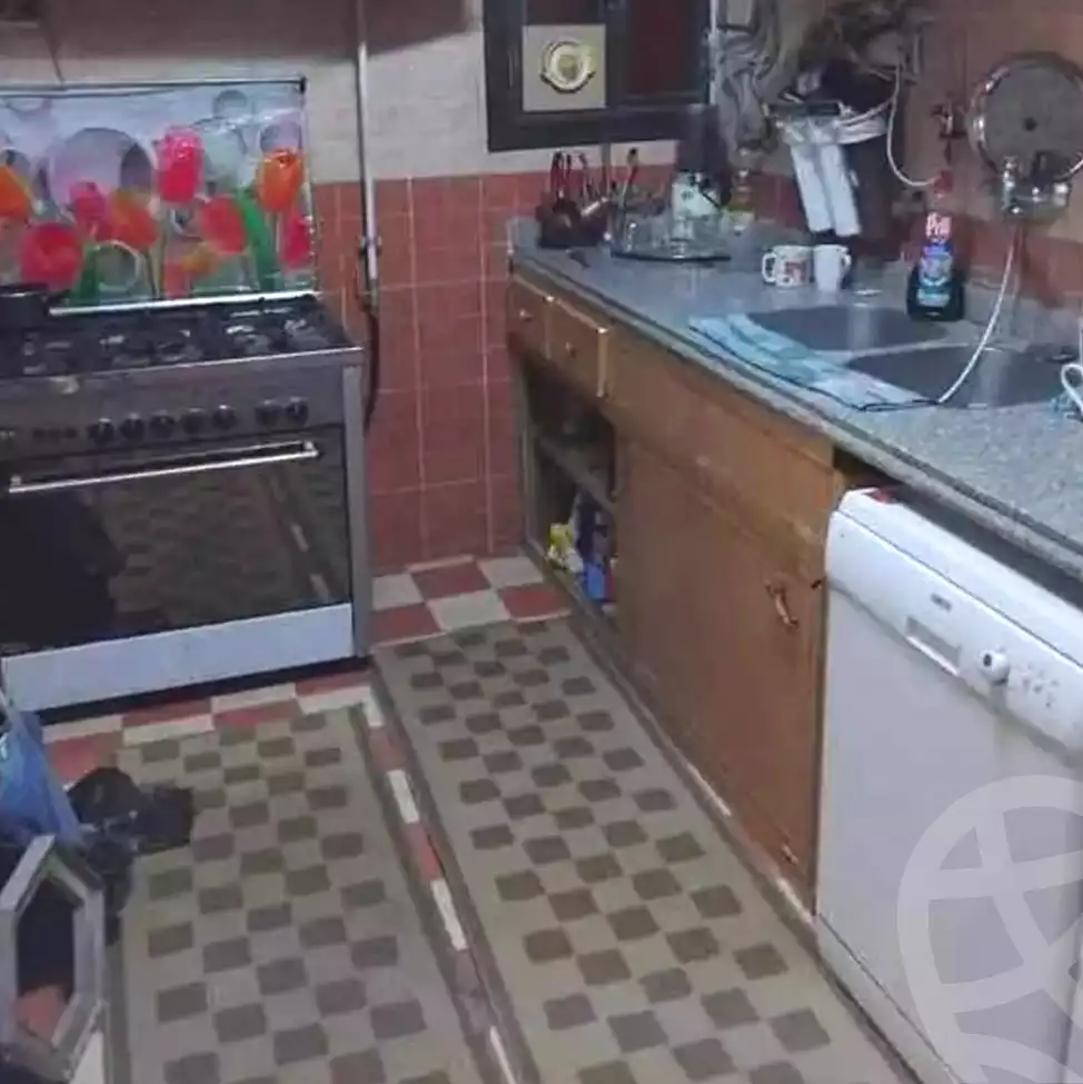 https://aqarmap.com.eg/ar/listing/7251368-for-sale-alexandria-sydy-bshr-sydy-bshr-bhry-shr-mhmd-njyb